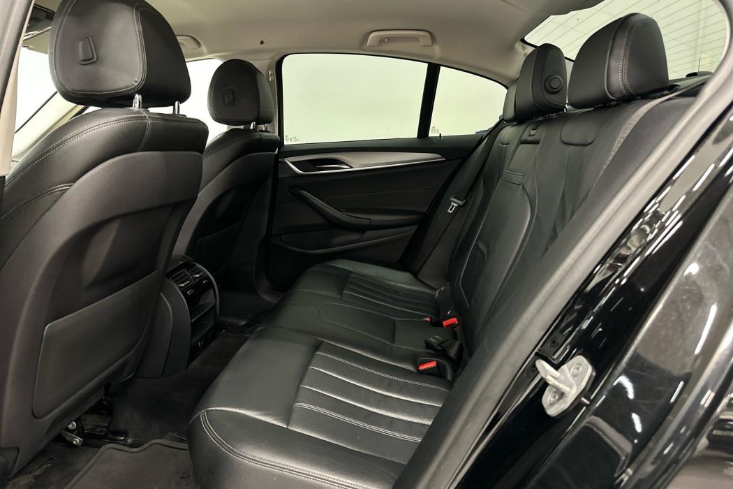 BMW 520 2019