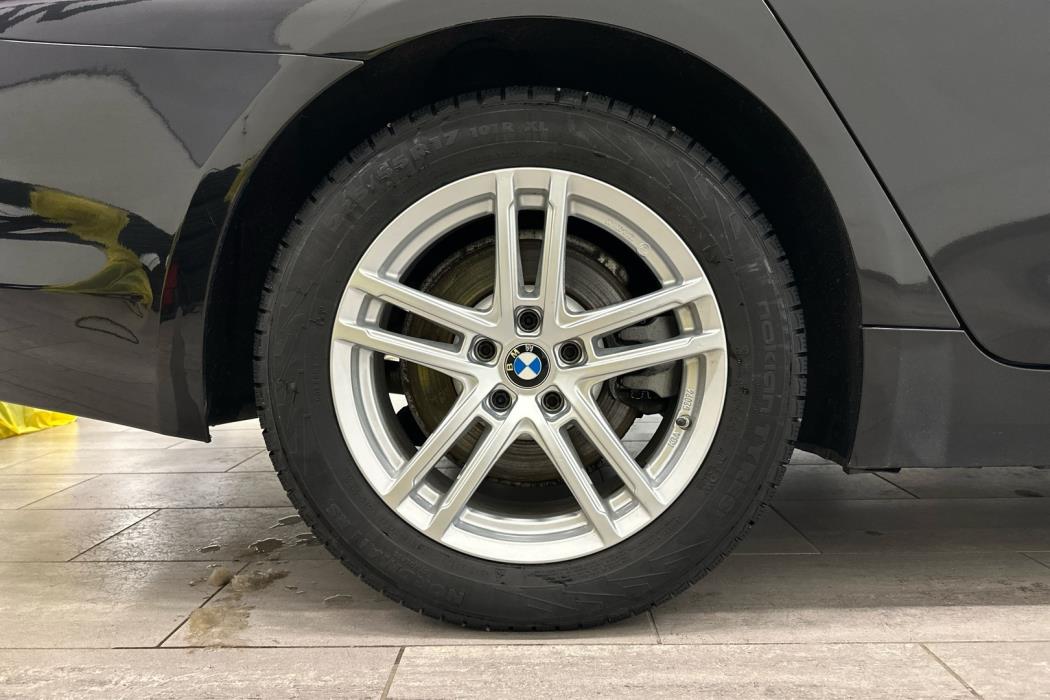 BMW 520 2019