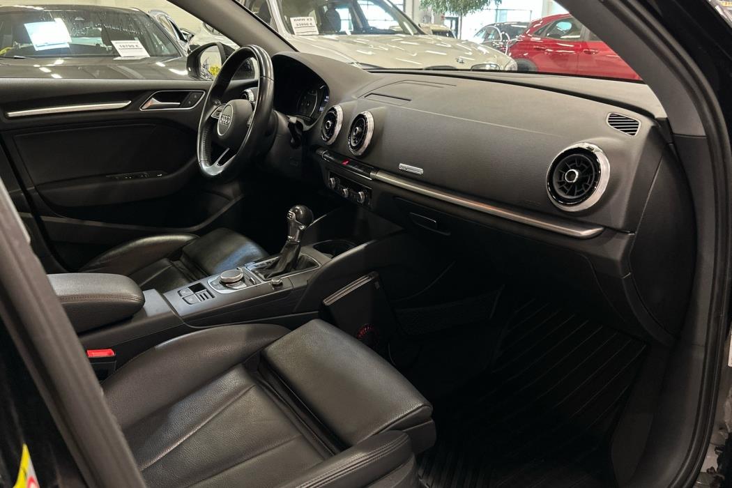 AUDI A3 2019