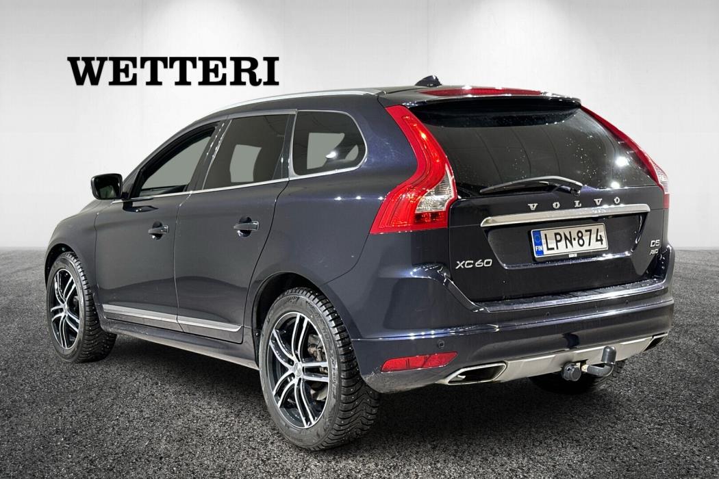 VOLVO XC60 2017