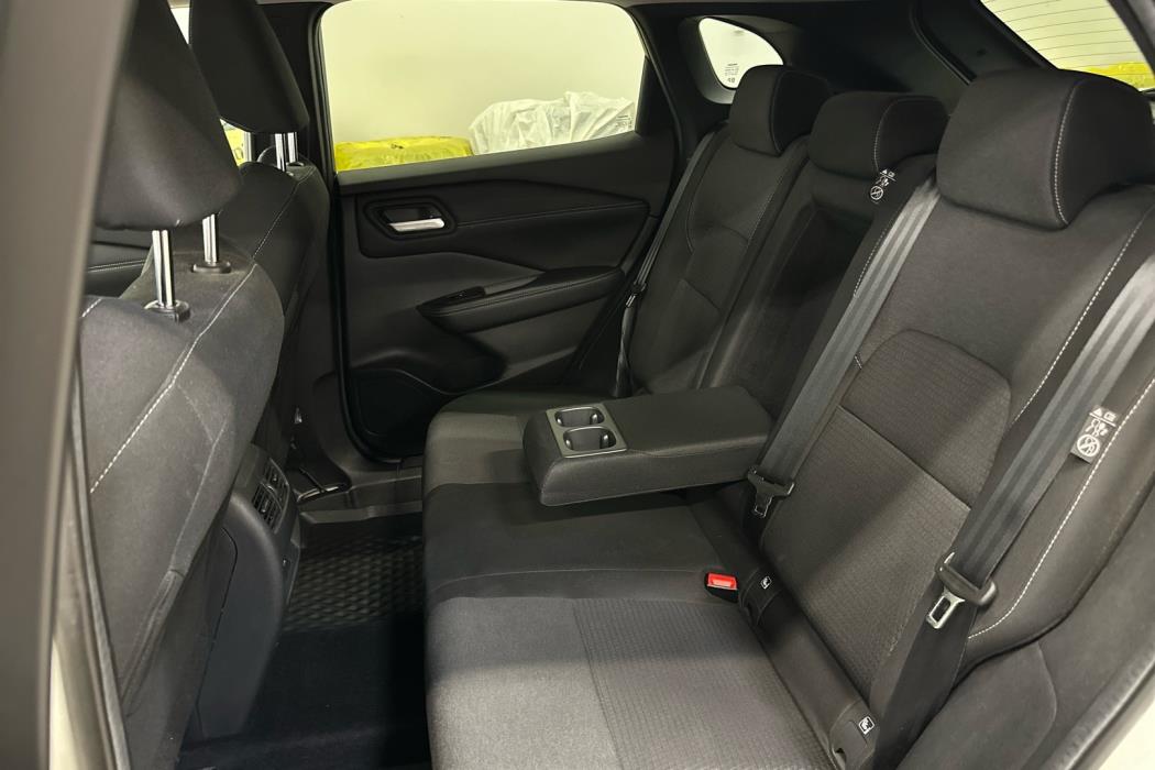 NISSAN Qashqai 2022