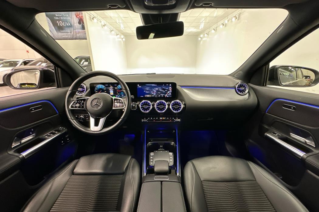 MERCEDES-BENZ GLA 2022