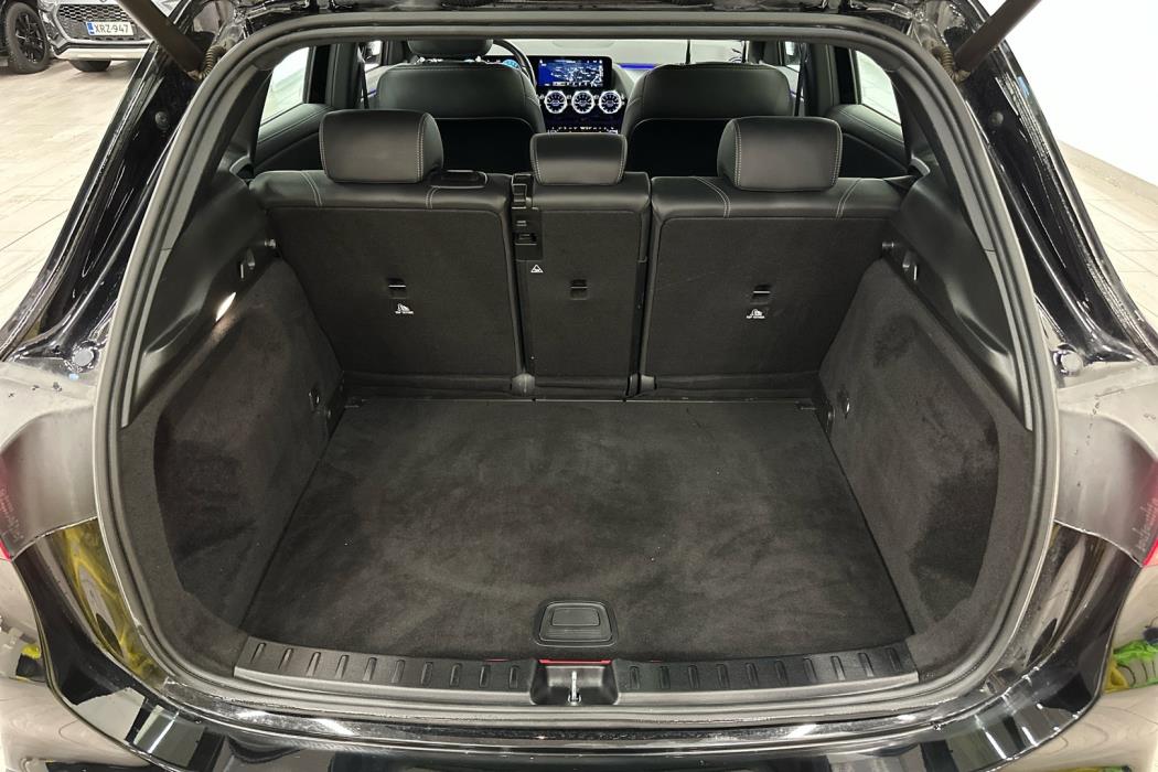 MERCEDES-BENZ GLA 2022