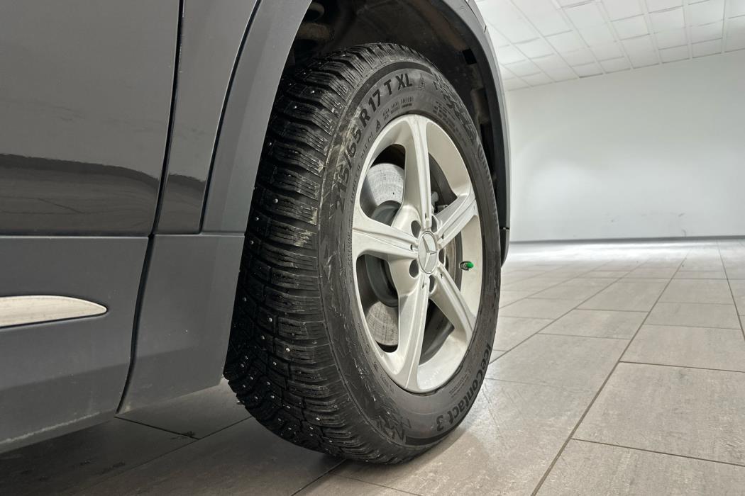 MERCEDES-BENZ GLA 2022