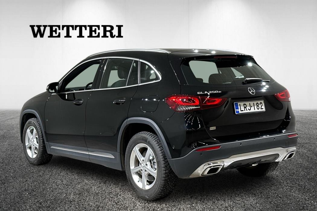 MERCEDES-BENZ GLA 2022