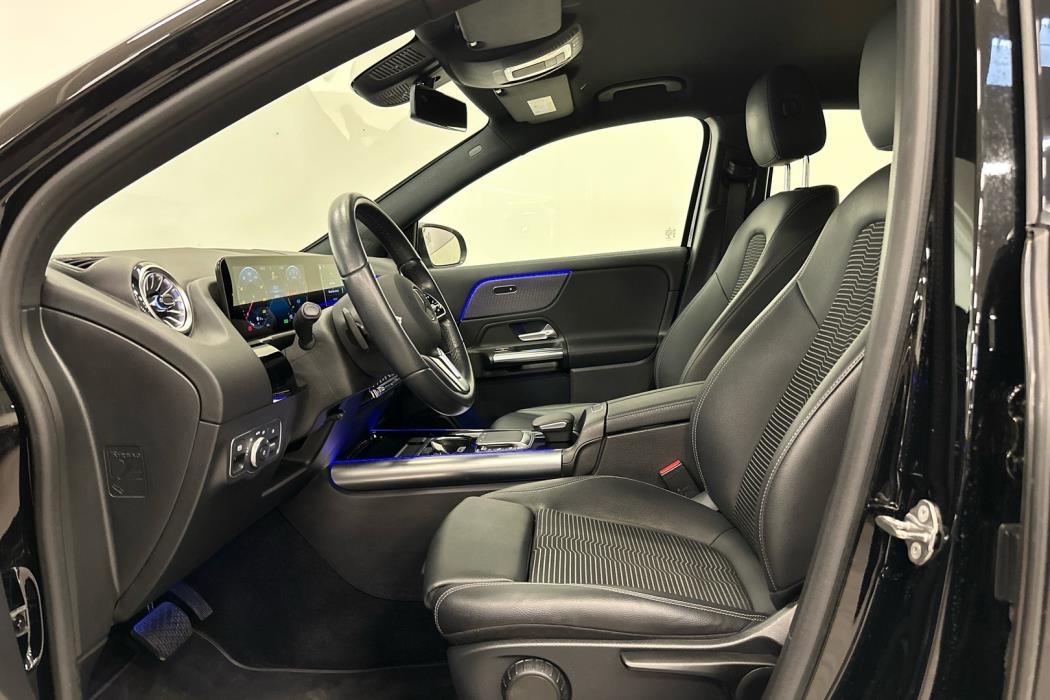 MERCEDES-BENZ GLA 2022