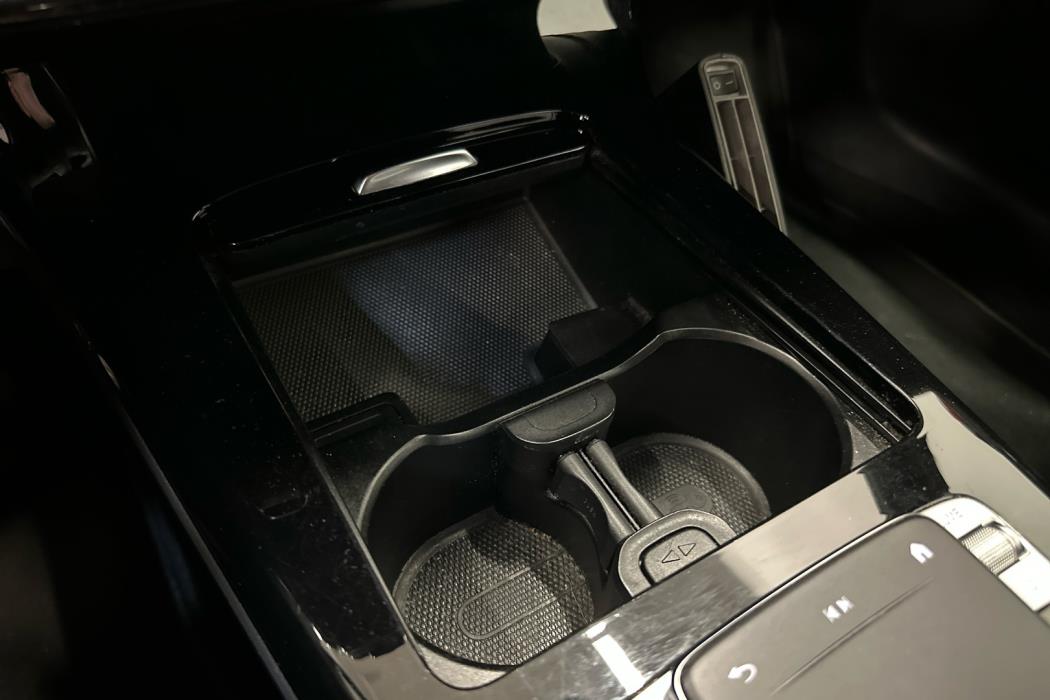 MERCEDES-BENZ A 2019