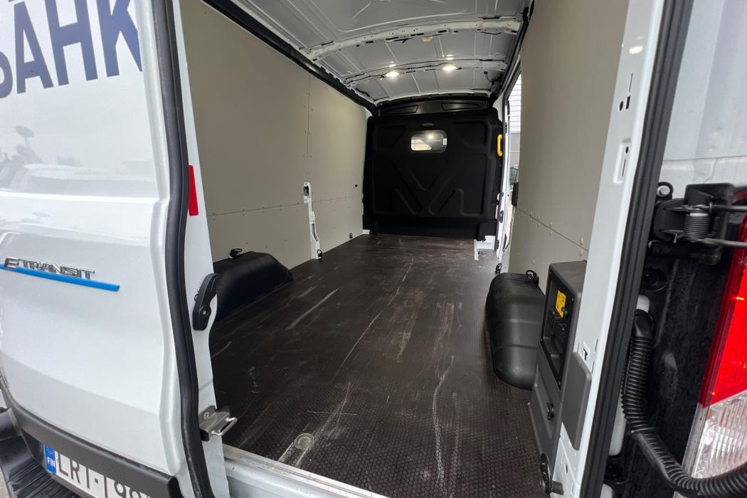 FORD Transit 2023