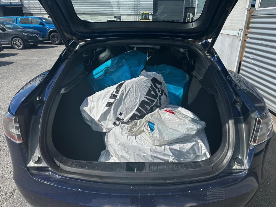 TESLA Model S 2018