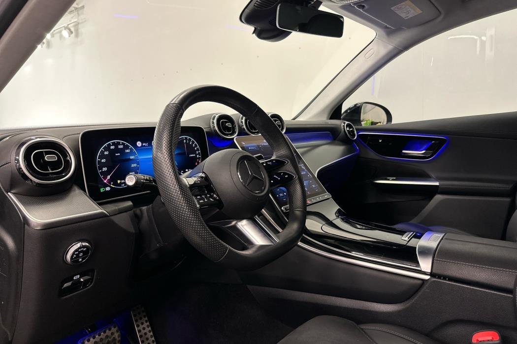 MERCEDES-BENZ GLC 2024