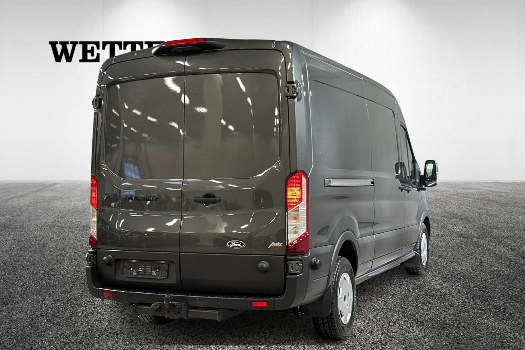 FORD TRANSIT 2024