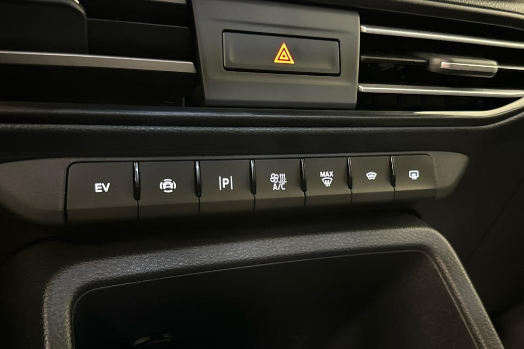 FORD TRANSIT CONNECT 2024