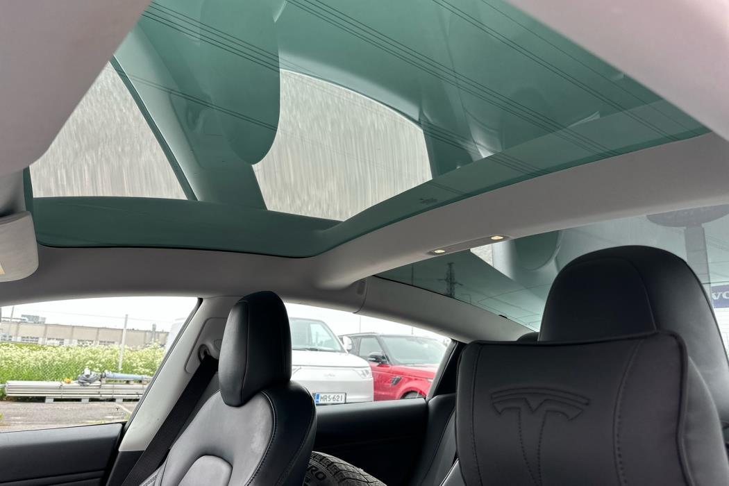 TESLA Model 3 2019