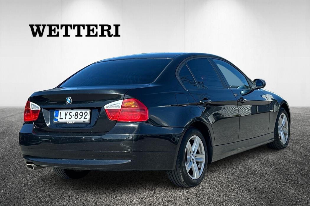 BMW 320 2008