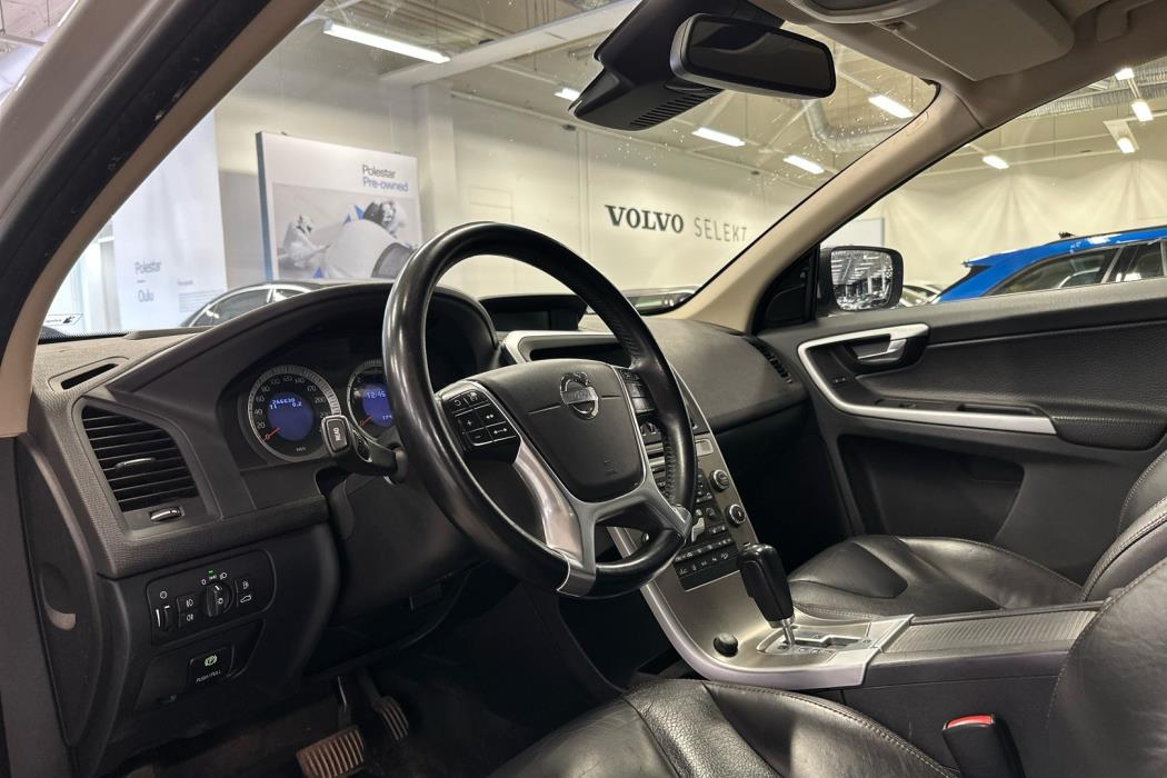 VOLVO XC60 2010