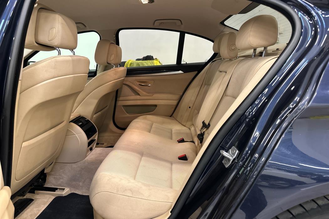 BMW 520 2013