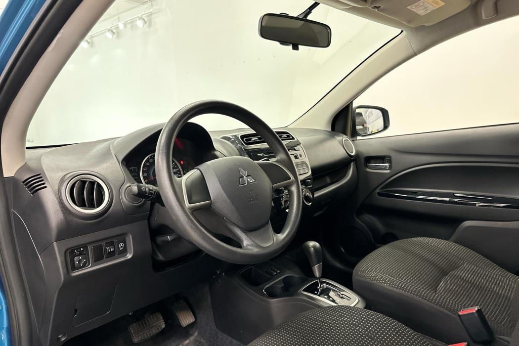 MITSUBISHI Space Star 2016