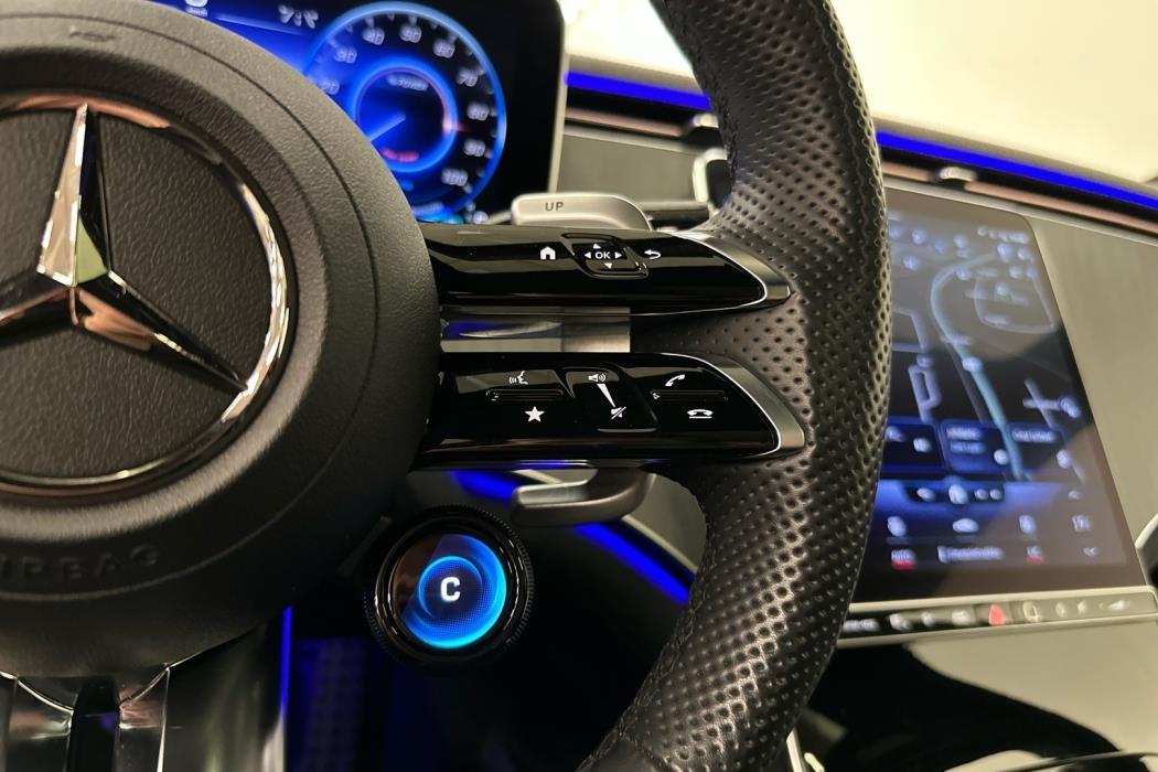 MERCEDES-BENZ EQE 2023