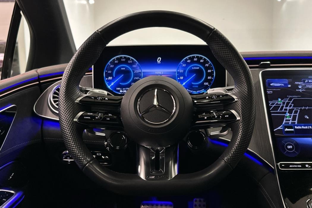 MERCEDES-BENZ EQE 2023