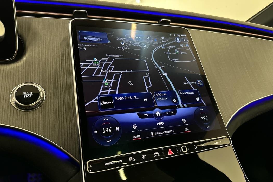 MERCEDES-BENZ EQE 2023