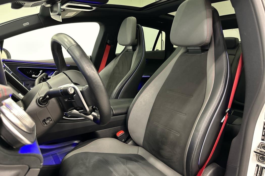 MERCEDES-BENZ EQE 2023