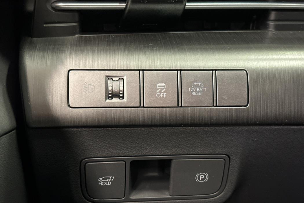 HYUNDAI KONA 2024