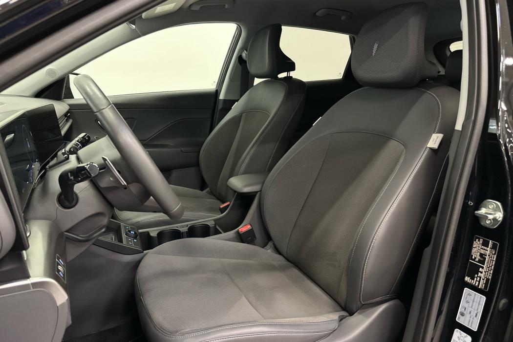 HYUNDAI KONA Electric 2025