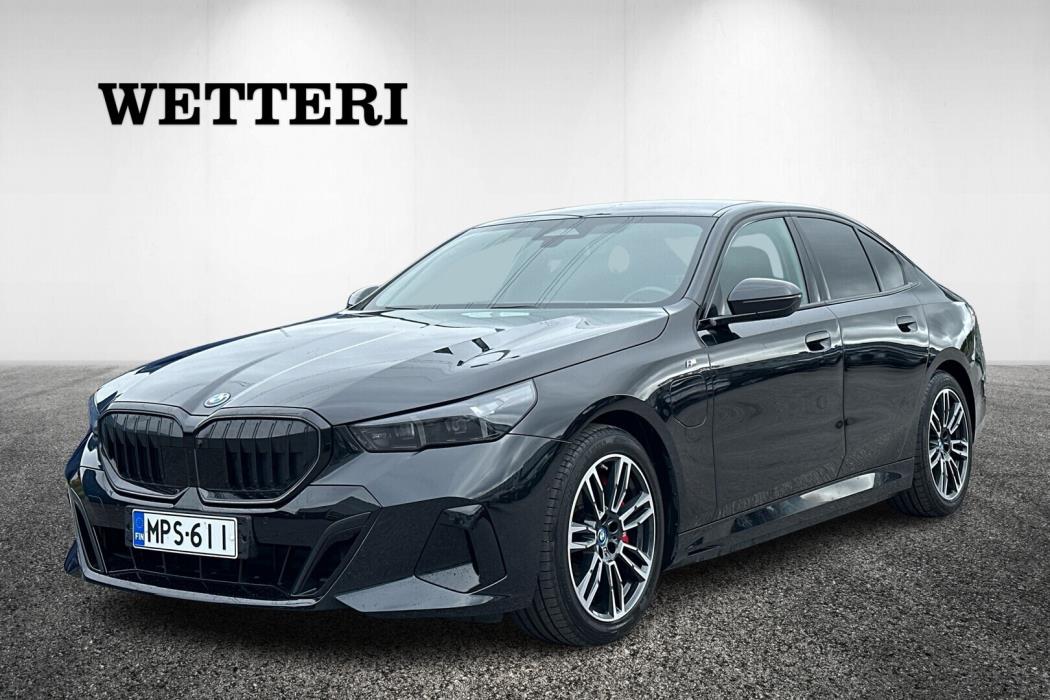 BMW 550 2024