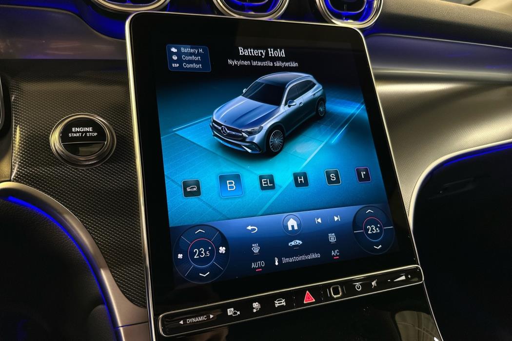 MERCEDES-BENZ GLC 2025