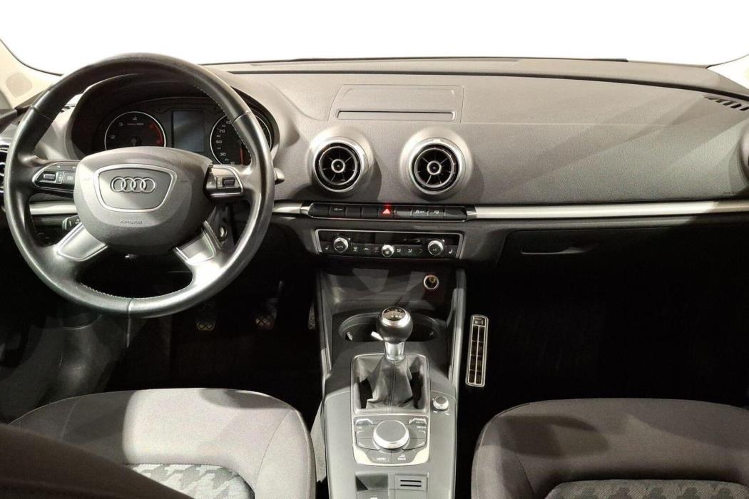 AUDI A3 2016