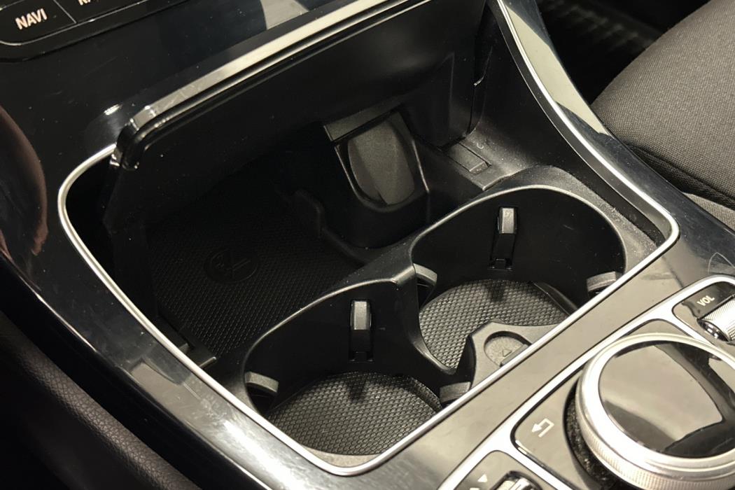 MERCEDES-BENZ C 2020