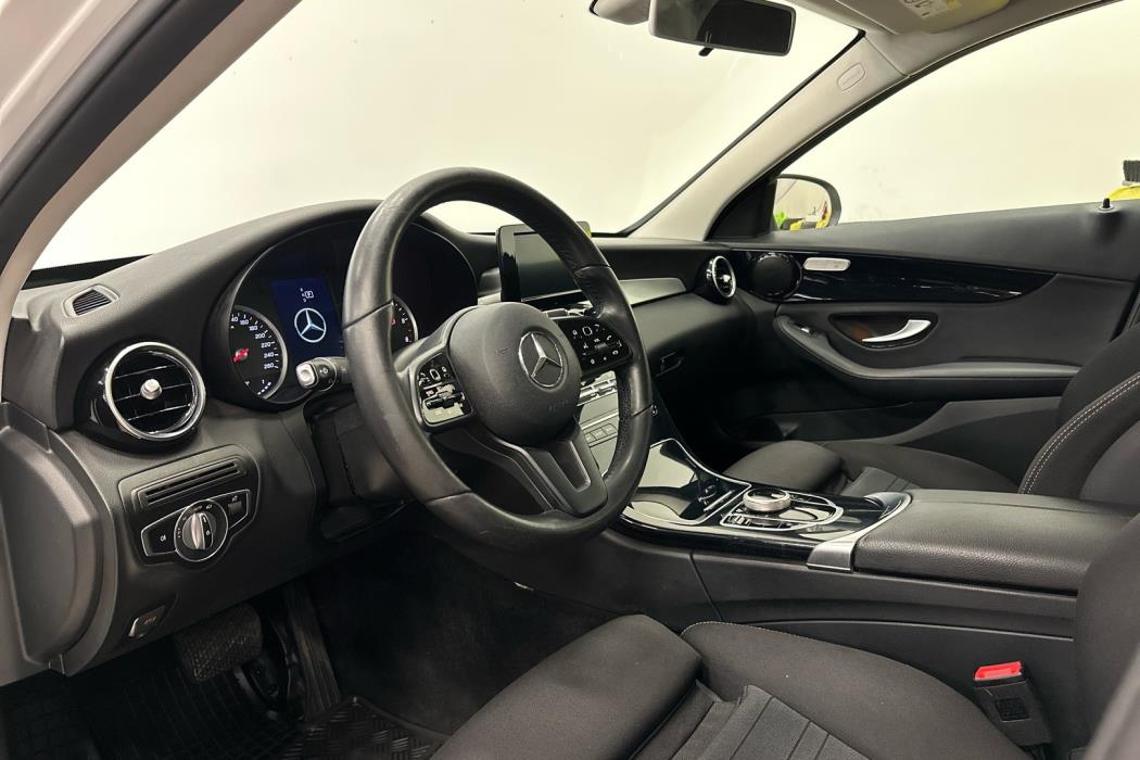 MERCEDES-BENZ C 2020