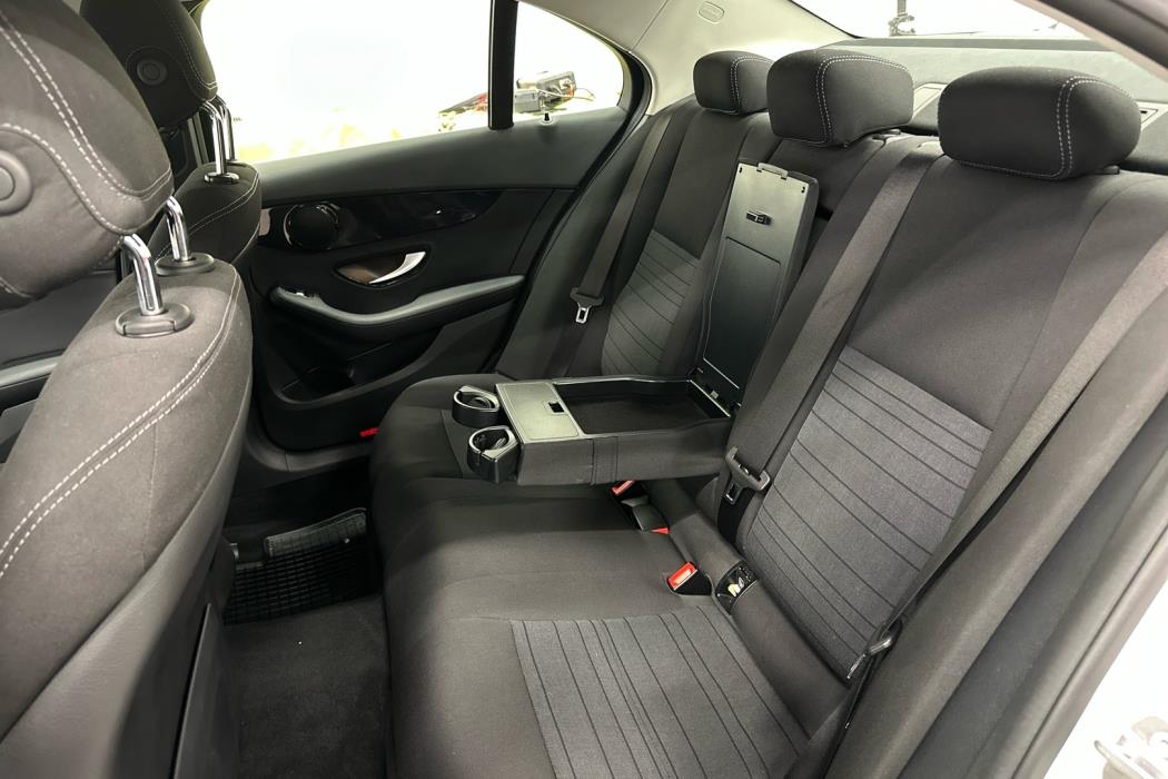 MERCEDES-BENZ C 2020