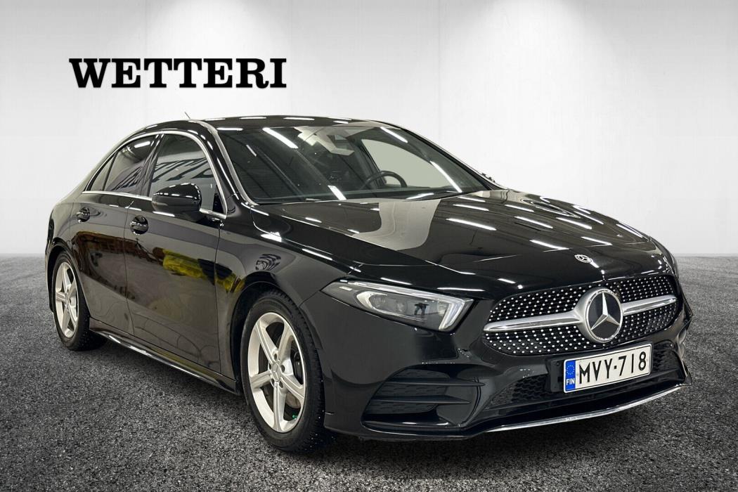 MERCEDES-BENZ A 2020