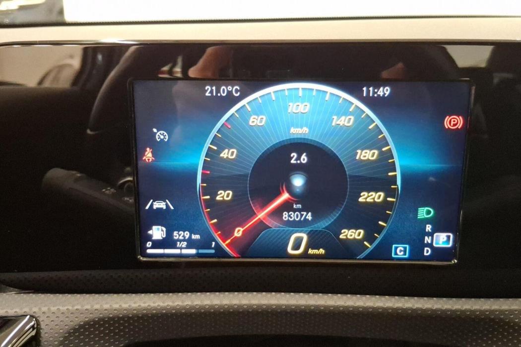 MERCEDES-BENZ A 2020