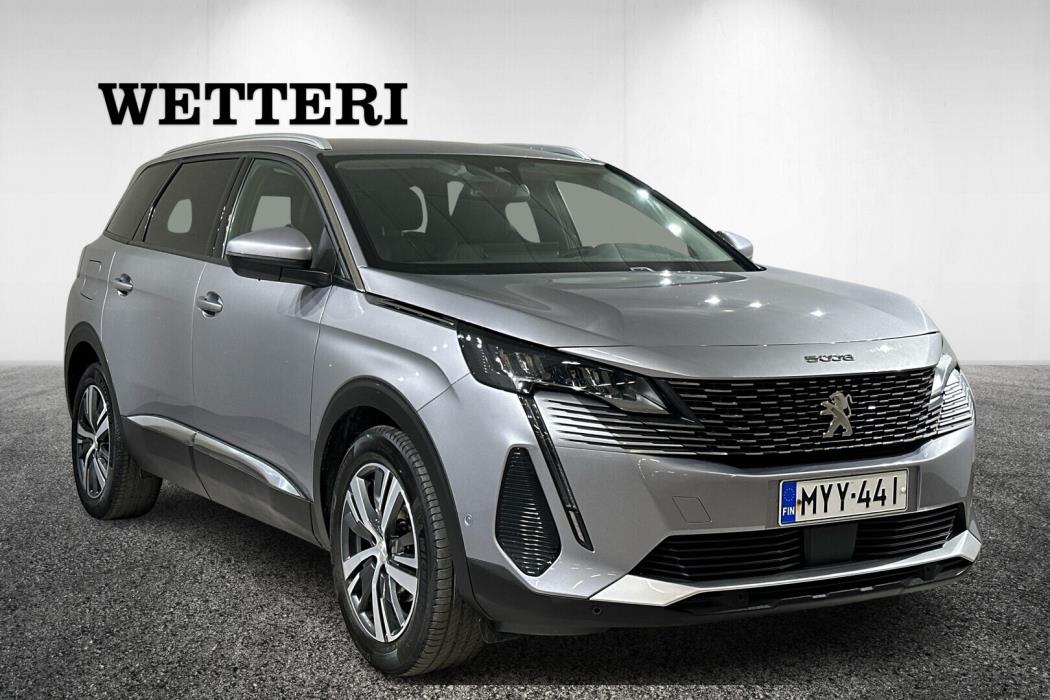 PEUGEOT 5008 2021