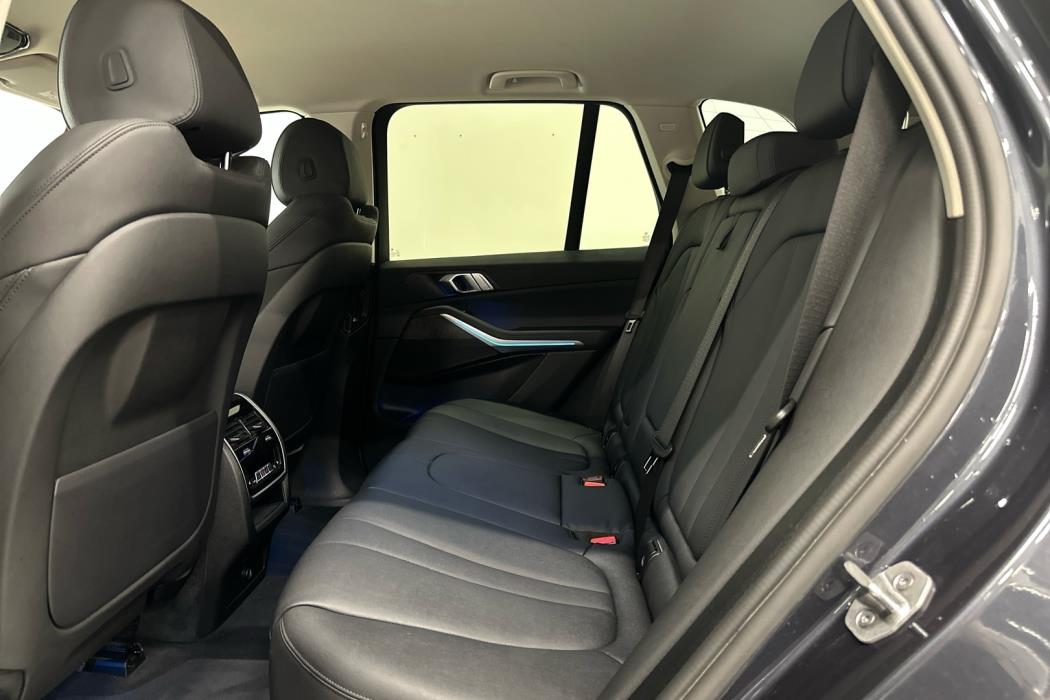BMW X5 2021