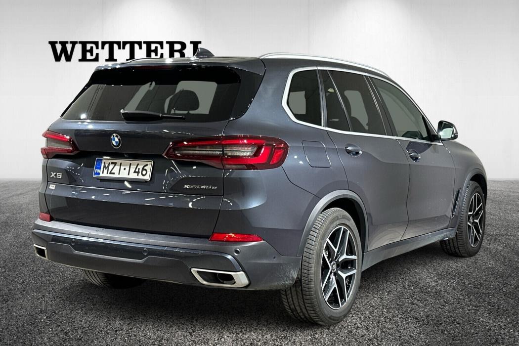 BMW X5 2021
