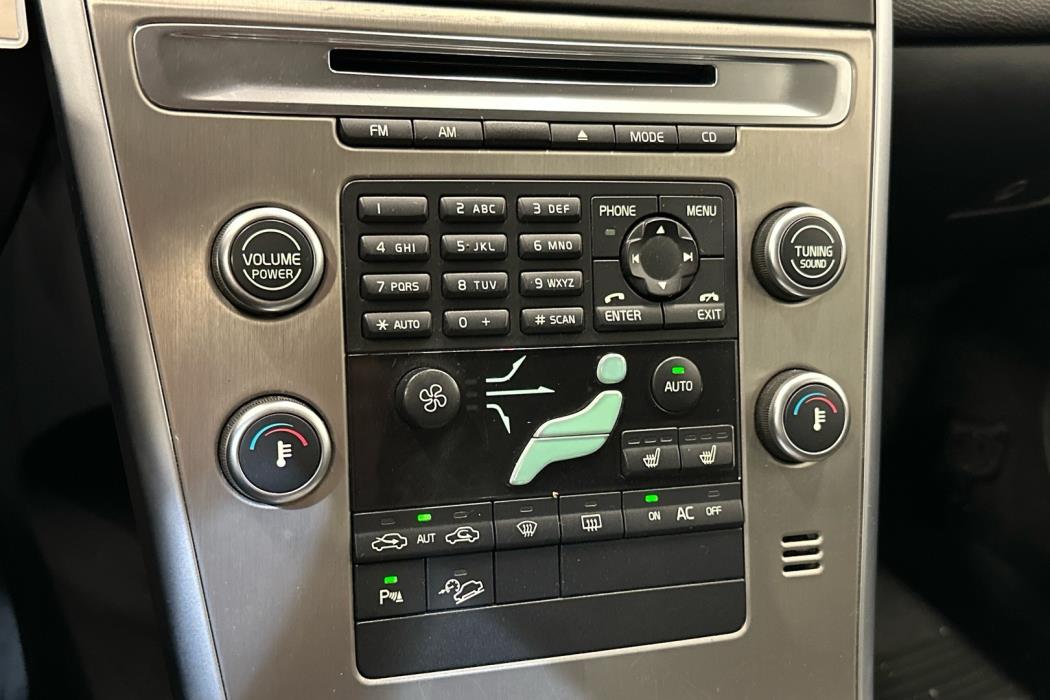 VOLVO XC60 2010