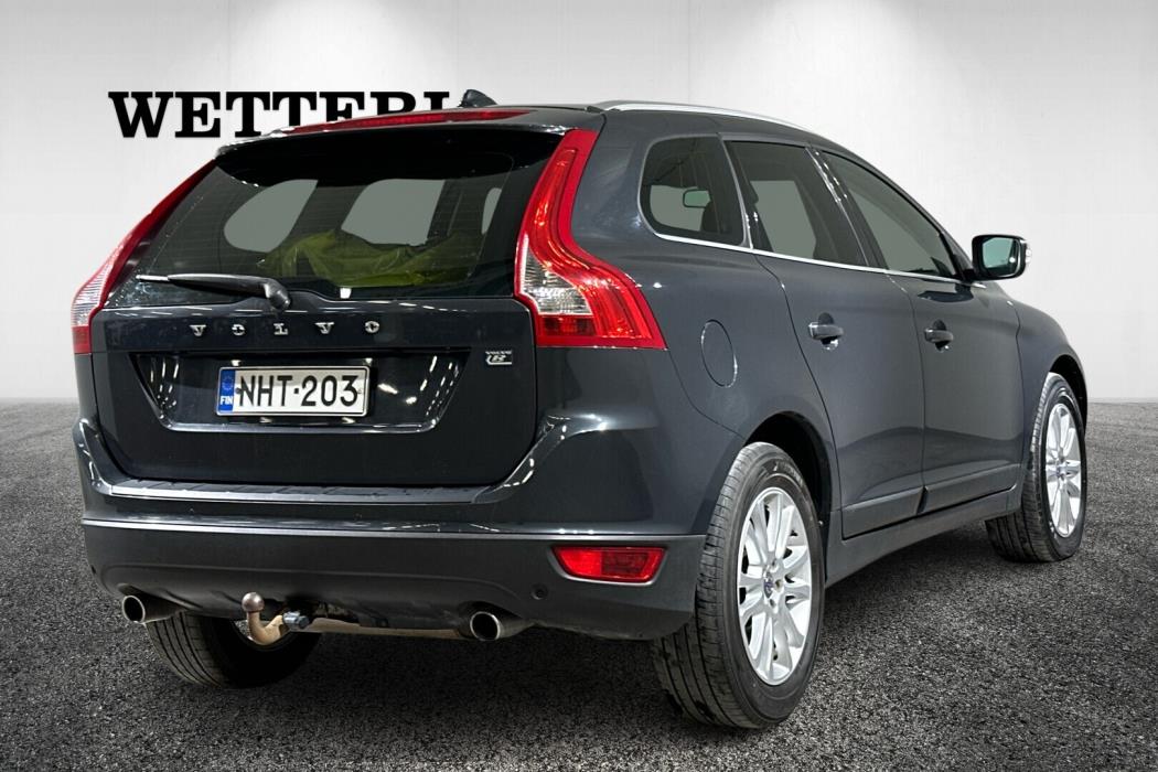 VOLVO XC60 2010