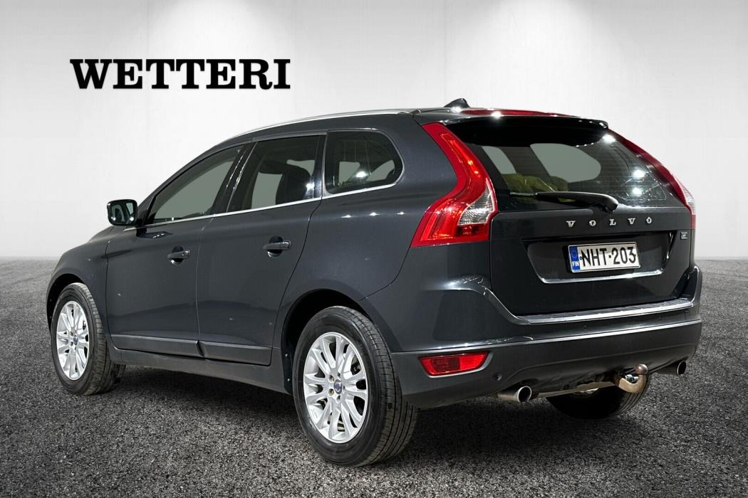 VOLVO XC60 2010