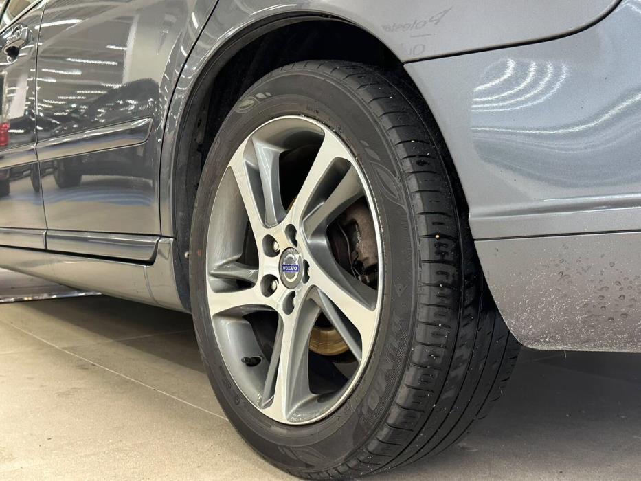 VOLVO S40 2012