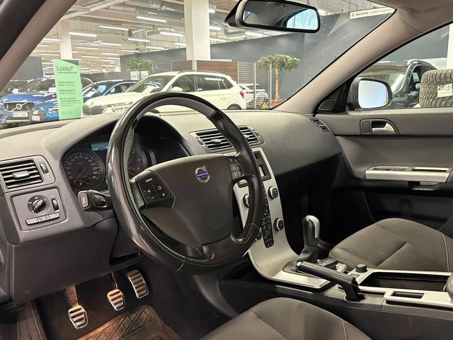 VOLVO S40 2012