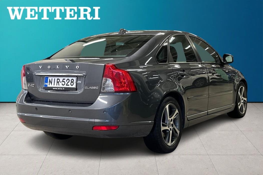 VOLVO S40 2012