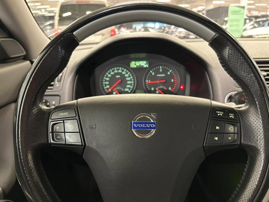 VOLVO S40 2012