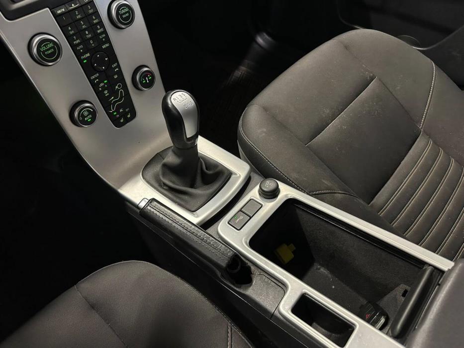 VOLVO S40 2012