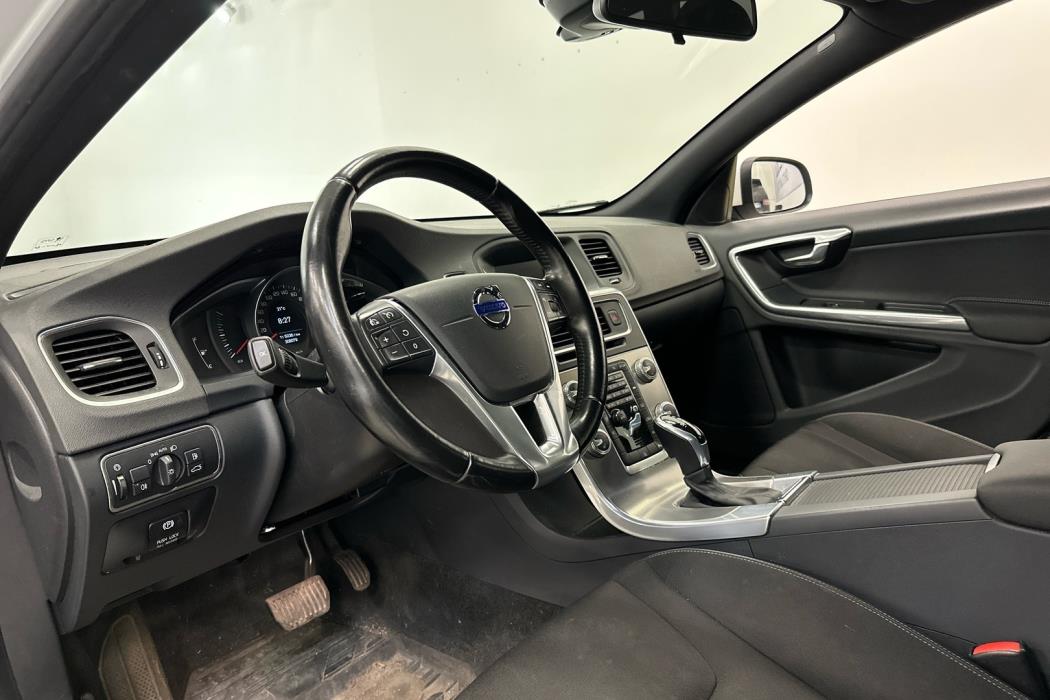 VOLVO V60 2014