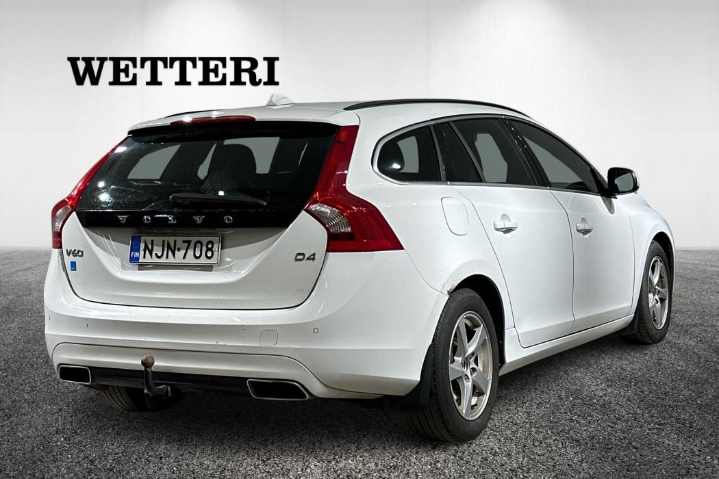 VOLVO V60 2014