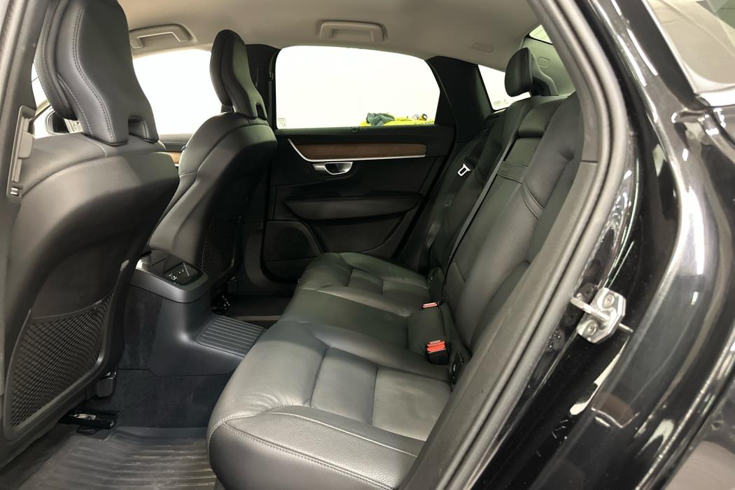 VOLVO S90 2019