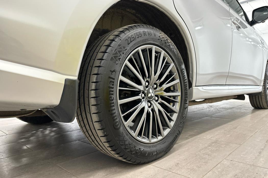 MITSUBISHI Outlander PHEV 2019